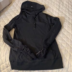 LULULEMON hooded, long sleeve active top! EUC